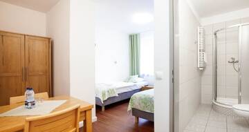 Фото номера Стандартный двухместный номер с 1 кроватью Отель Holimo Hotel г. Строне-Слёнске 3