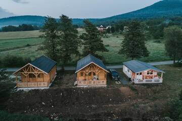 Фото номера Two-Bedroom Chalet with Terrace and Lake View Лоджи Osada Pstrąga г. Строне-Слёнске 29
