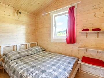 Фото номера Two-Bedroom Chalet with Terrace and Lake View Лоджи Osada Pstrąga г. Строне-Слёнске 10