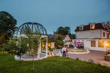 Фото номера Большой двухместный номер с 1 кроватью Отели типа «постель и завтрак» Dworek Galosa г. Строне-Слёнске 13