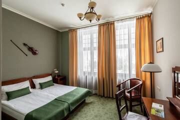 Фото Отели типа «постель и завтрак» Villa Elise Park Pension г. Строне-Слёнске 4