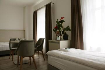 Фото номера Стандартный трехместный номер Отель Hotel Stronie г. Строне-Слёнске 4